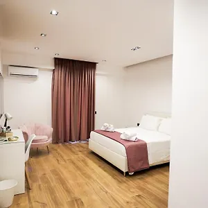 luxury-room-naples.hotels-amalfi.com/